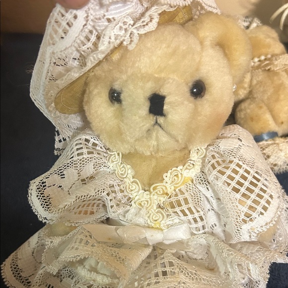 Elegant Lace Teddy Bear Trio! Vintage set of 3! - Picture 5 of 5